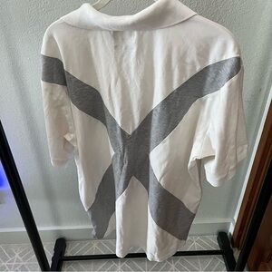 ORIGINAL FAKE sz 4 US sz L White Polo Shirt Gray X Back Medicom Toy KAWS